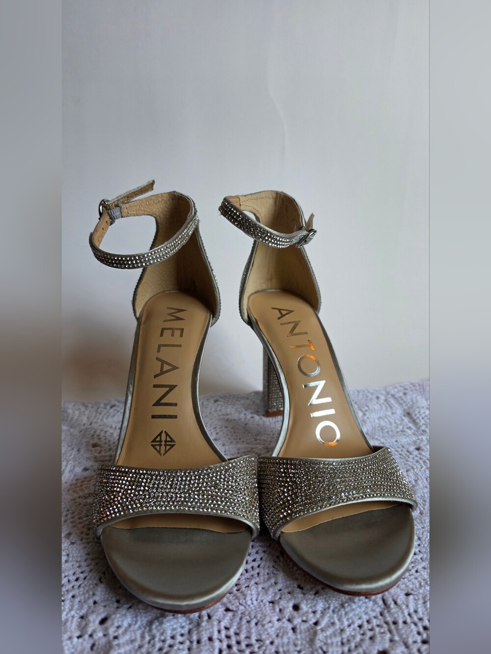 Melani Rhinestone Ankle Strap Block Heel Sandals Silver Glam Size 7.5